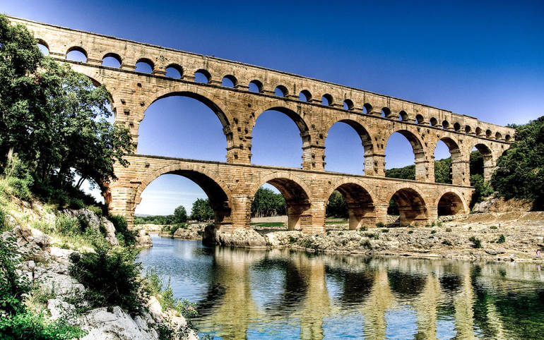 nimes_the_camargue_1_south_france_holiday_villas_770x482