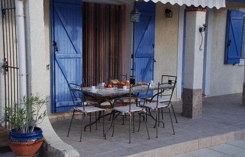 Palm_Villa_1_owners_experiences_south_france_holiday_villas